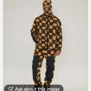 🌻NWT Market Chess Club Sherpa Bundle